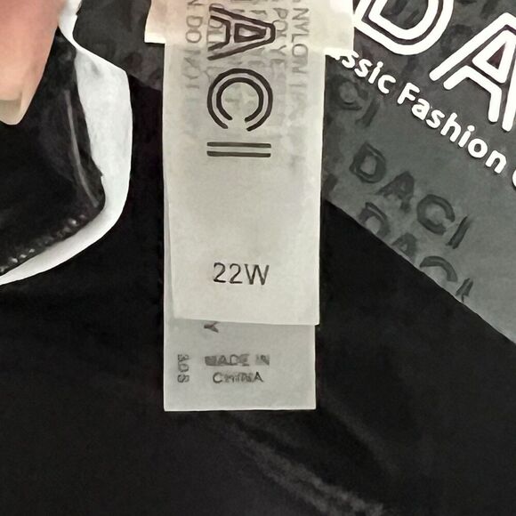 NWT Daci Asymmetrical Swim Dress Sz 22W Dark Fairy Floral Goth - Picture 8 of 10